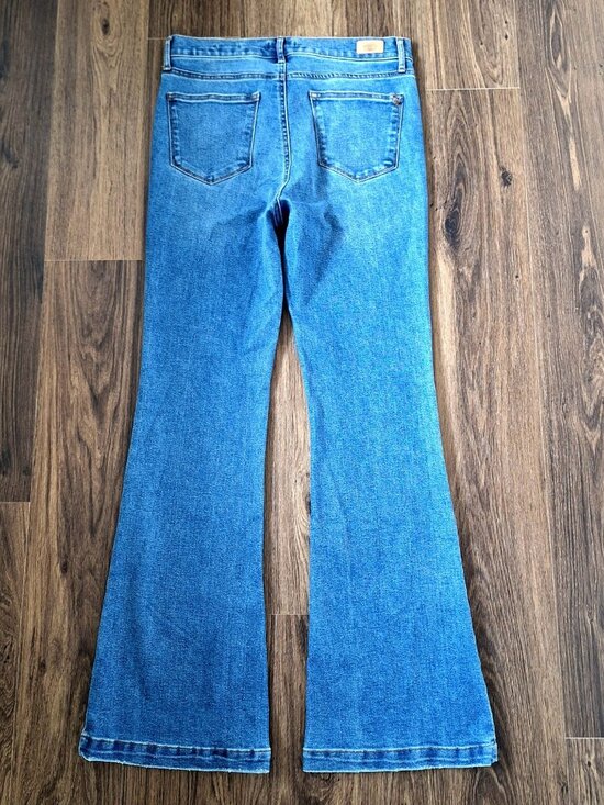 💙 Sofia Vergara Melissa Flare High Rise Denim Jeans Size 10 Flattering Stretch - Picture 6 of 7